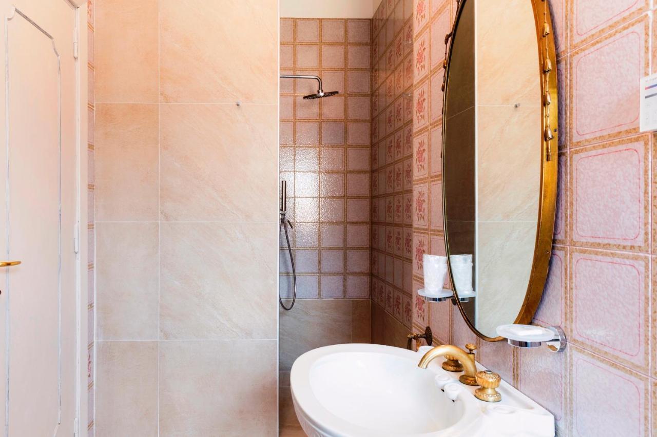 Roma Talenti Fucini B&B Ngoại thất bức ảnh
