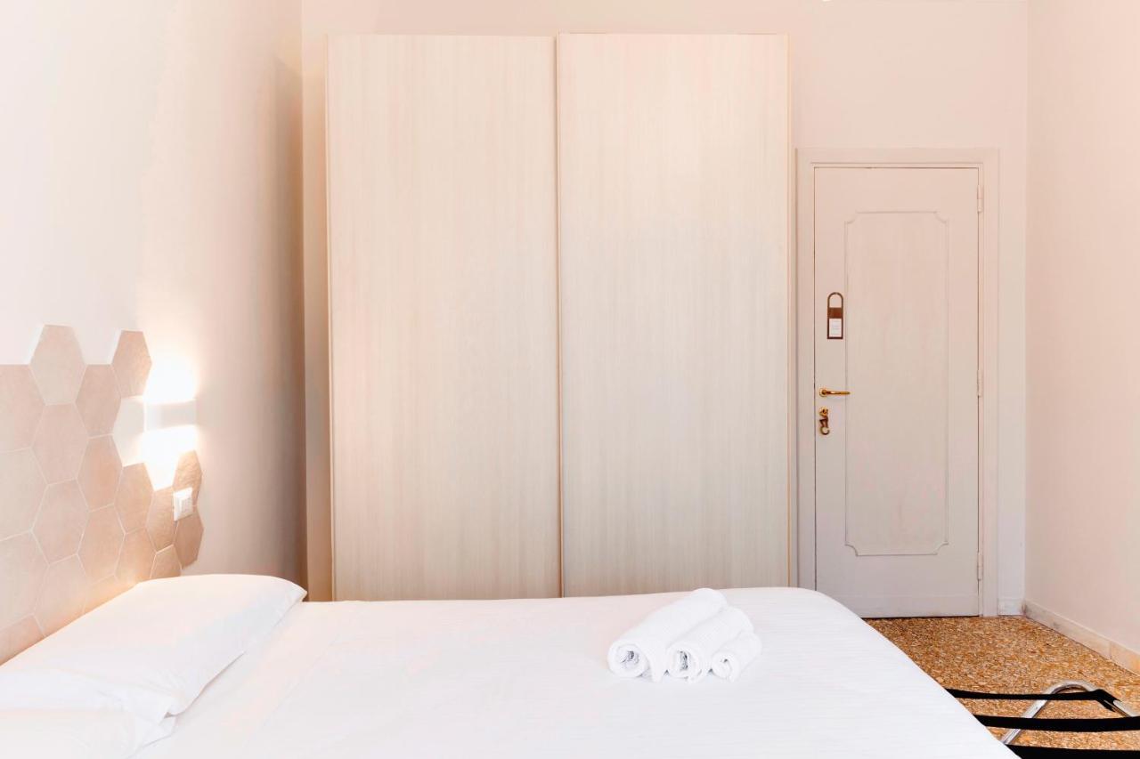 Roma Talenti Fucini B&B Ngoại thất bức ảnh